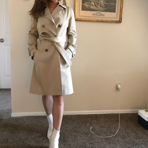 Authentic COACH trench coat classic style